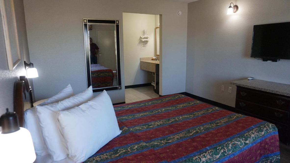 Travel Inn Tucson - Property Image 15