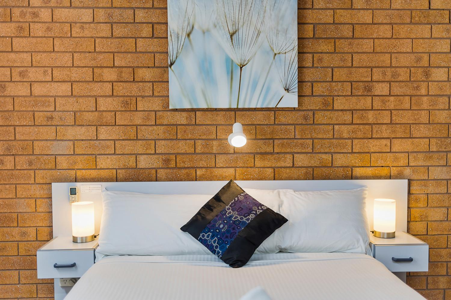 Castlereagh Motor Inn