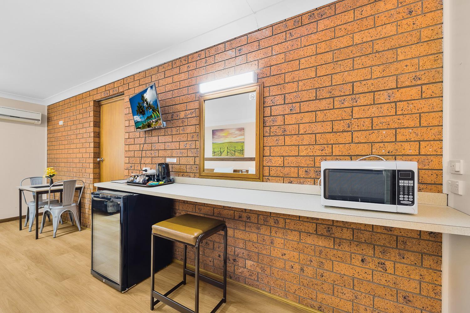 Castlereagh Motor Inn