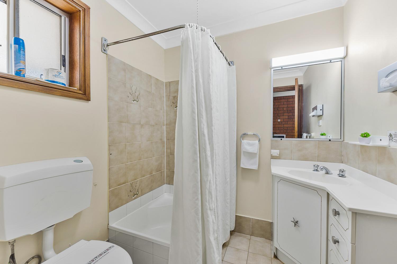 Castlereagh Motor Inn