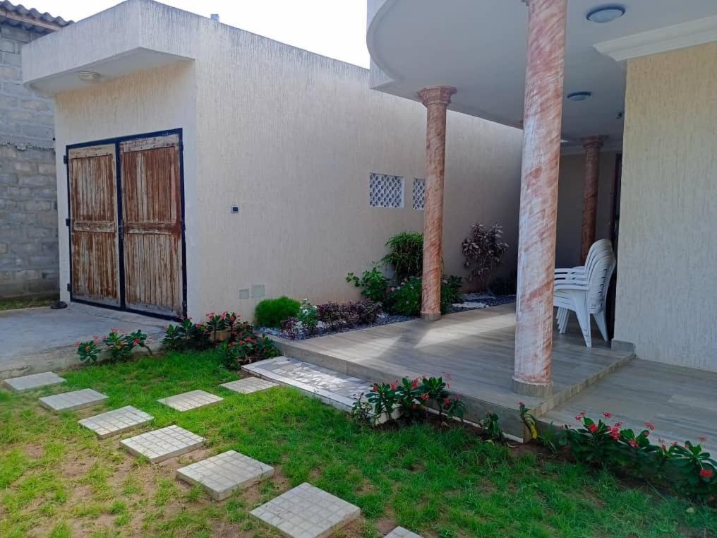 Villa privée avec garden à bord de plage