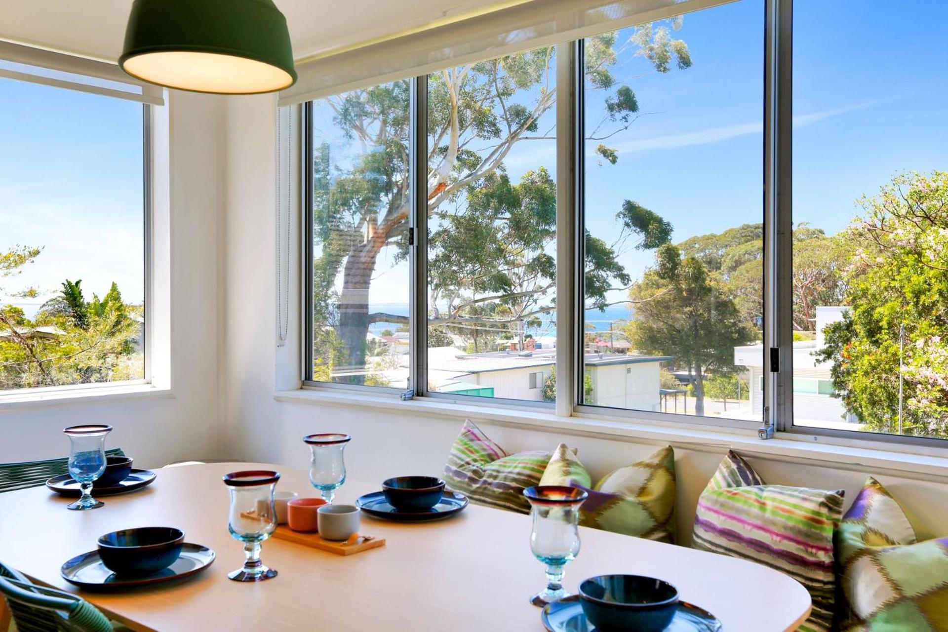The White House by Experience Jervis Bay
