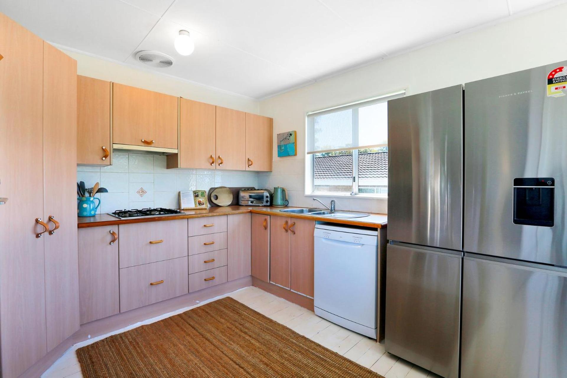 The White House by Experience Jervis Bay