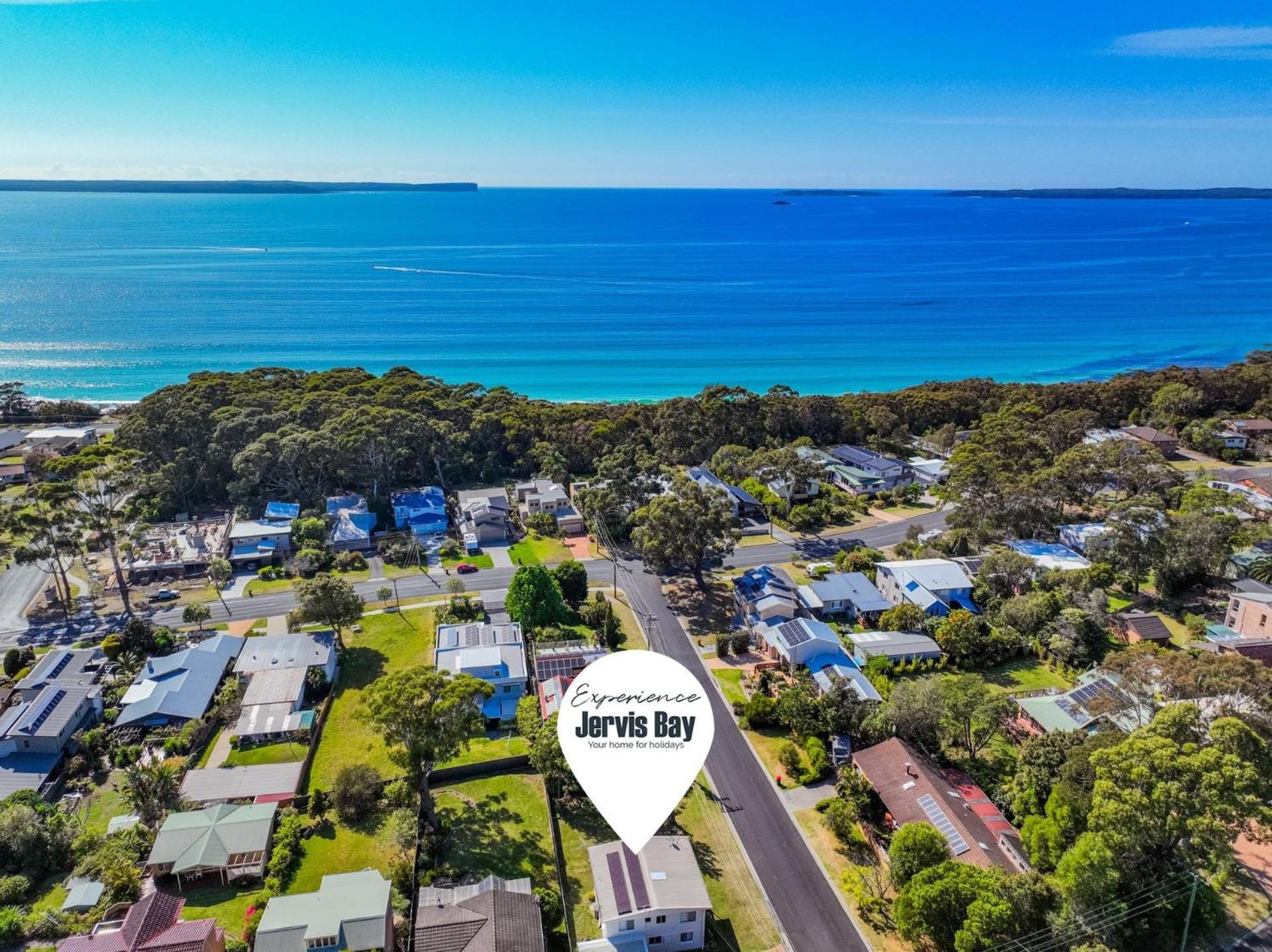 The White House by Experience Jervis Bay