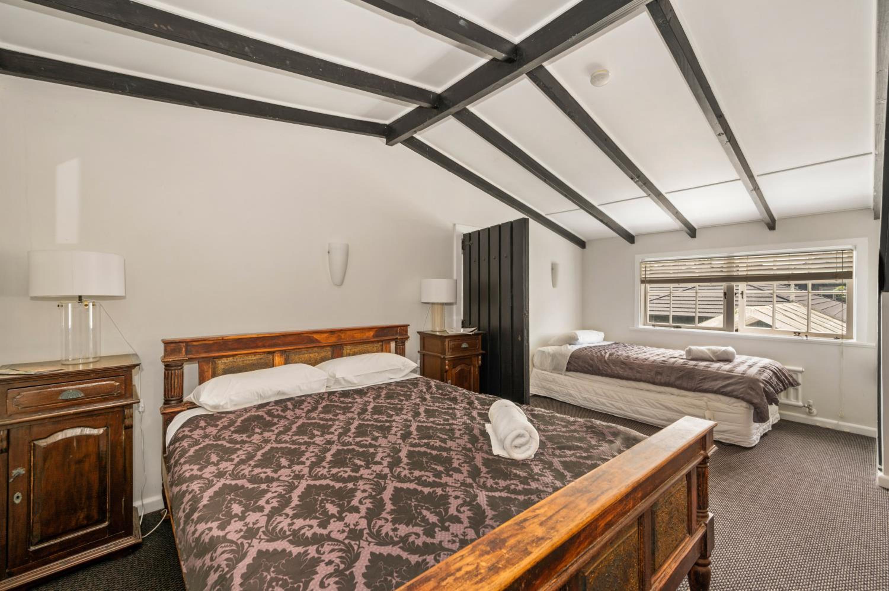 Springfield Rise Lodge - Rotorua Holiday Home