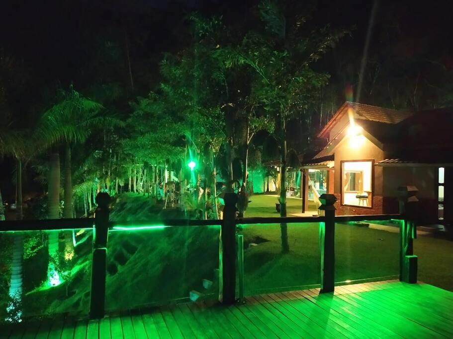 Casa cJacuzzi Pedra Azul Sítio caminho das Árvores