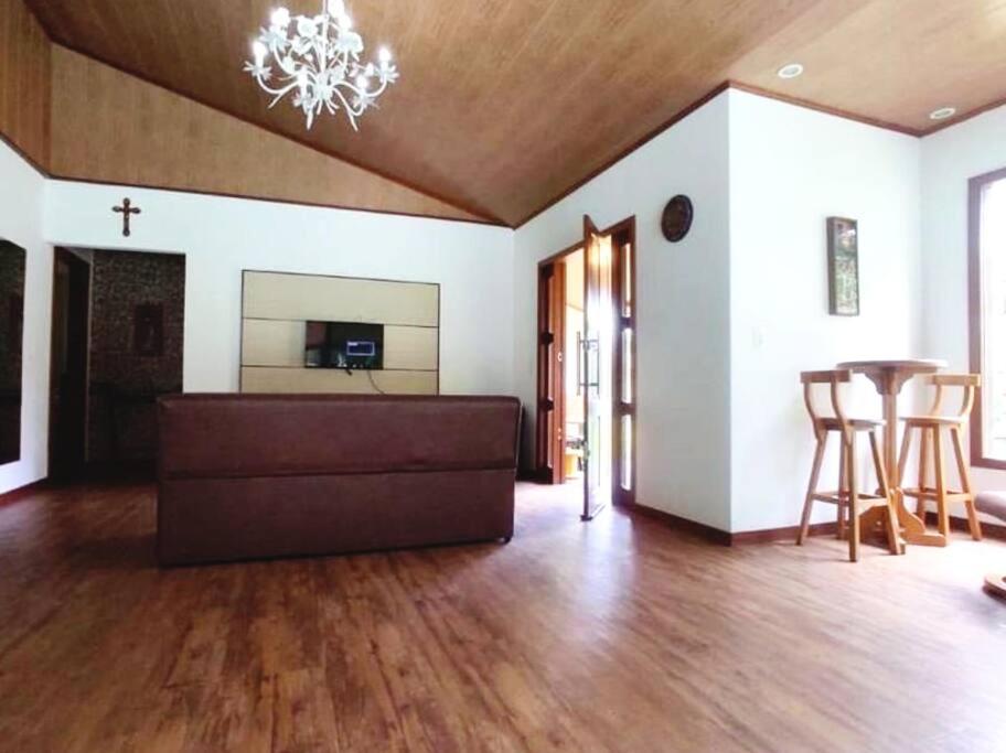Casa cJacuzzi Pedra Azul Sítio caminho das Árvores