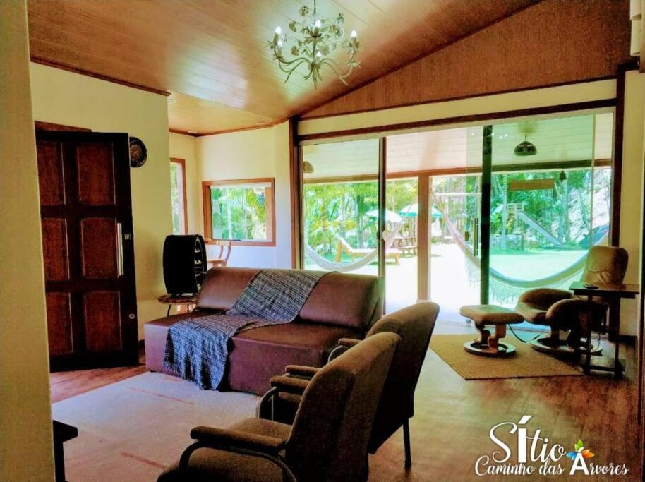 Casa cJacuzzi Pedra Azul Sítio caminho das Árvores