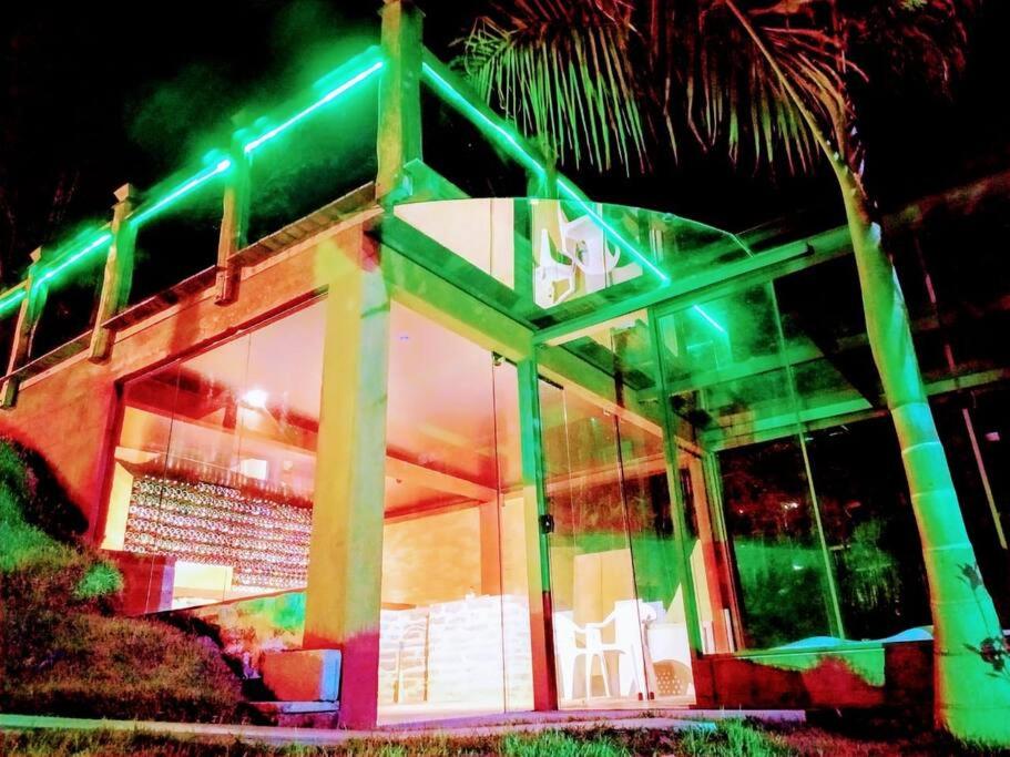 Casa cJacuzzi Pedra Azul Sítio caminho das Árvores