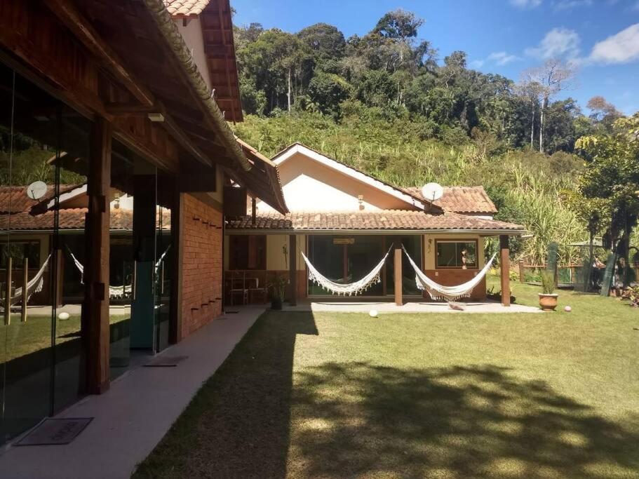 Casa cJacuzzi Pedra Azul Sítio caminho das Árvores