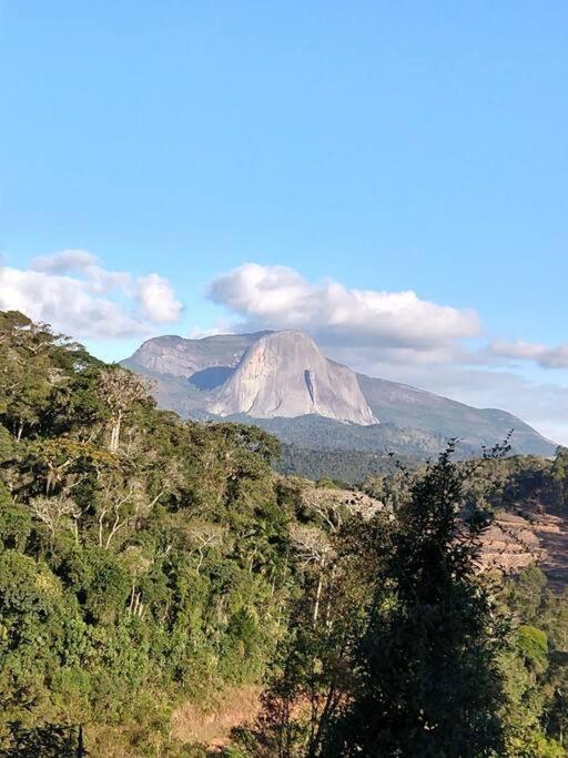 Casa cJacuzzi Pedra Azul Sítio caminho das Árvores