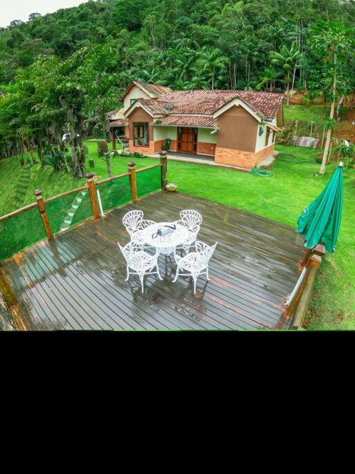 Casa cJacuzzi Pedra Azul Sítio caminho das Árvores