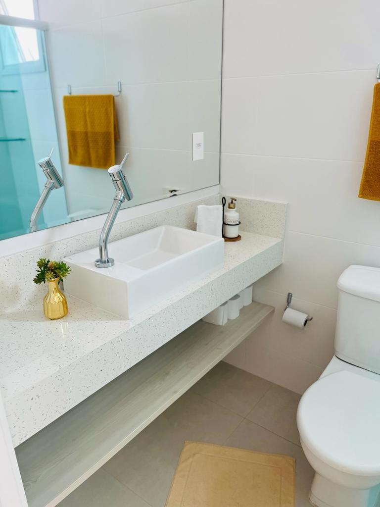 Apartamento na Praia de Palmas com garagem