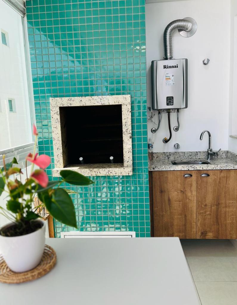 Apartamento na Praia de Palmas com garagem