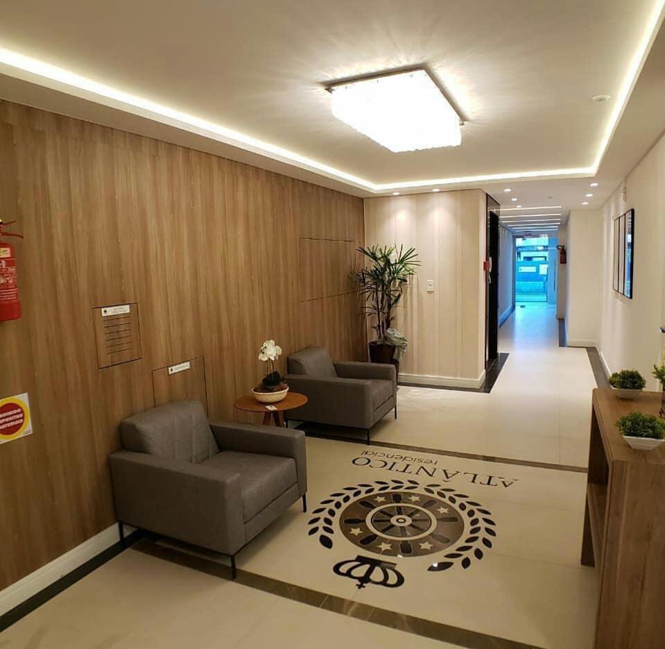 Apartamento na Praia de Palmas com garagem