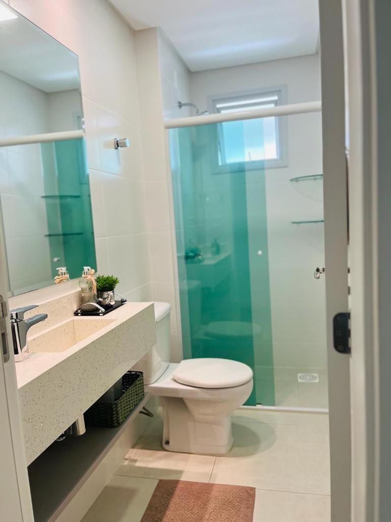 Apartamento na Praia de Palmas com garagem