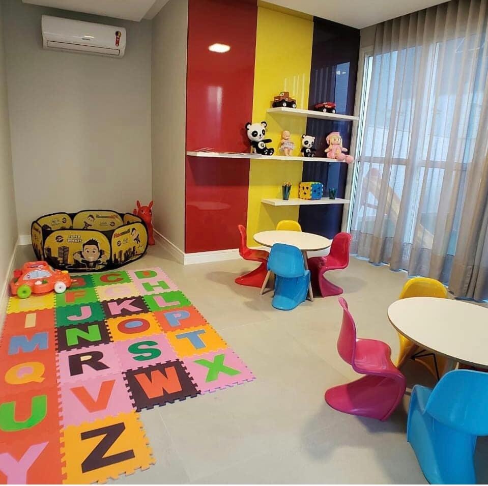 Apartamento na Praia de Palmas com garagem