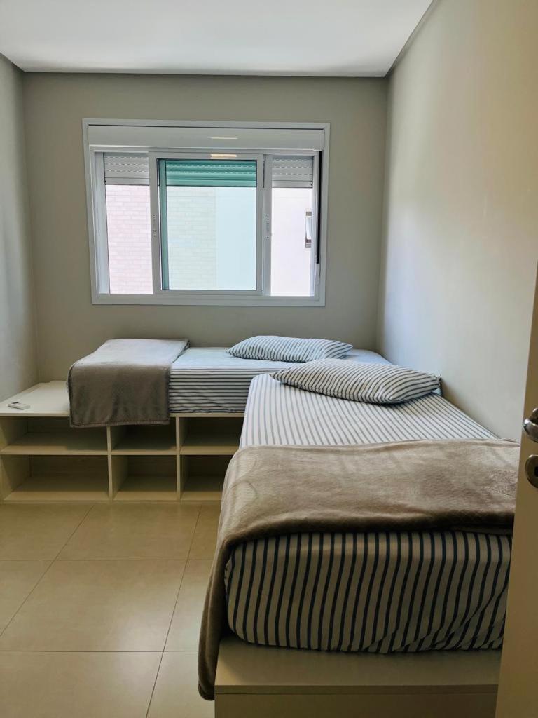 Apartamento na Praia de Palmas com garagem