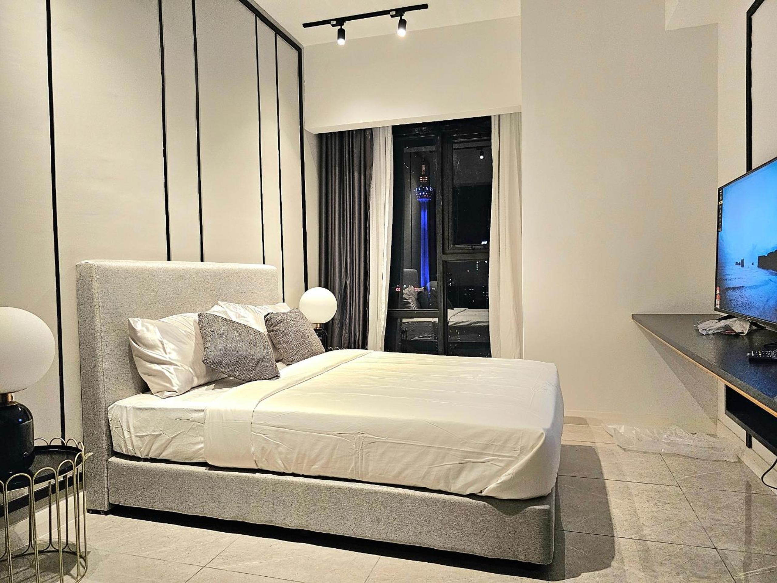 1 min to Pavilion Bukit Bintang Luna Suites