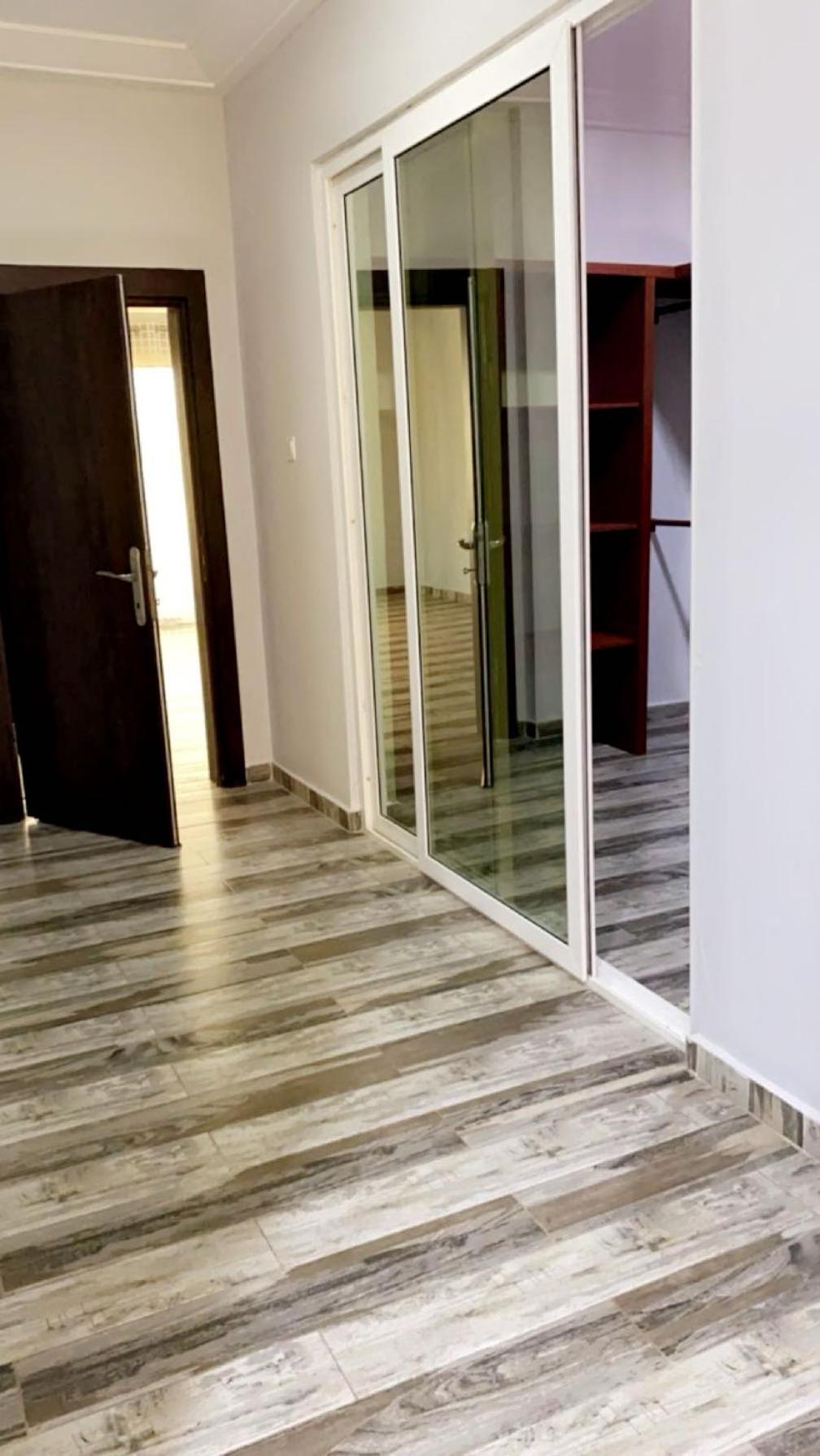 Lux Airbnb