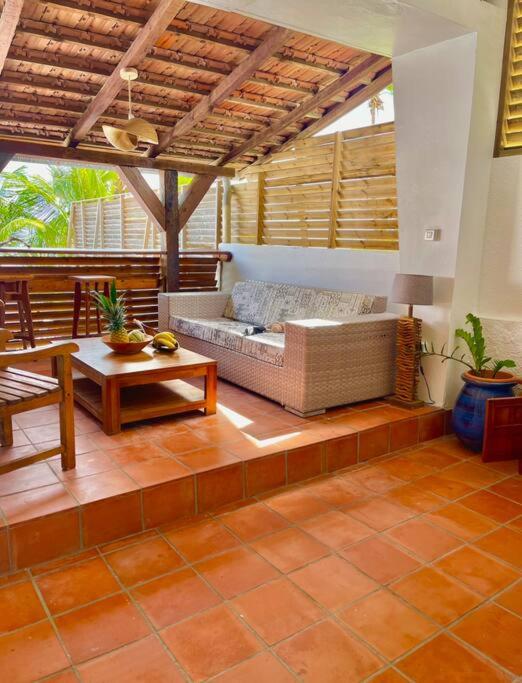 Maison Marouka sur la plage du Diamant view 3