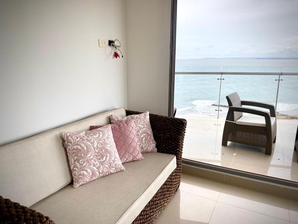 Apartamento con espectacular vista al oceano