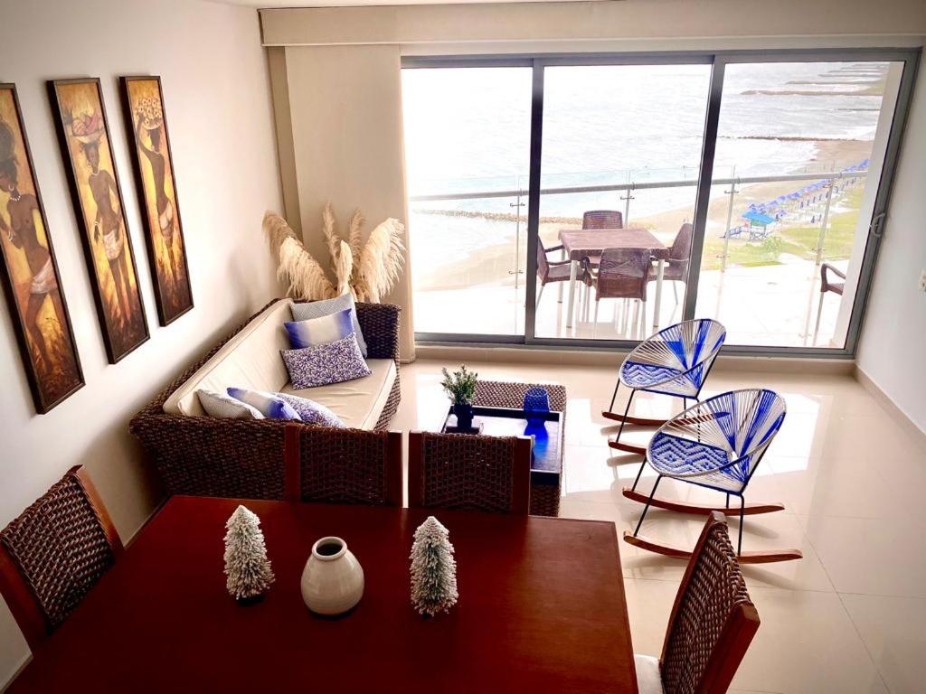 Apartamento con espectacular vista al oceano