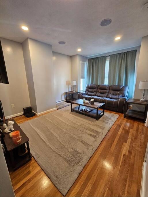 Newly renovated -2 Bedroom Condo view 3