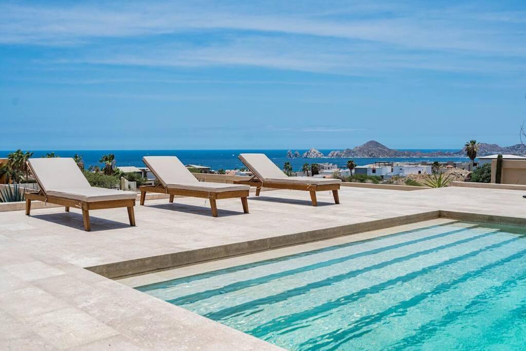 Luxurious Ocean View Apartment