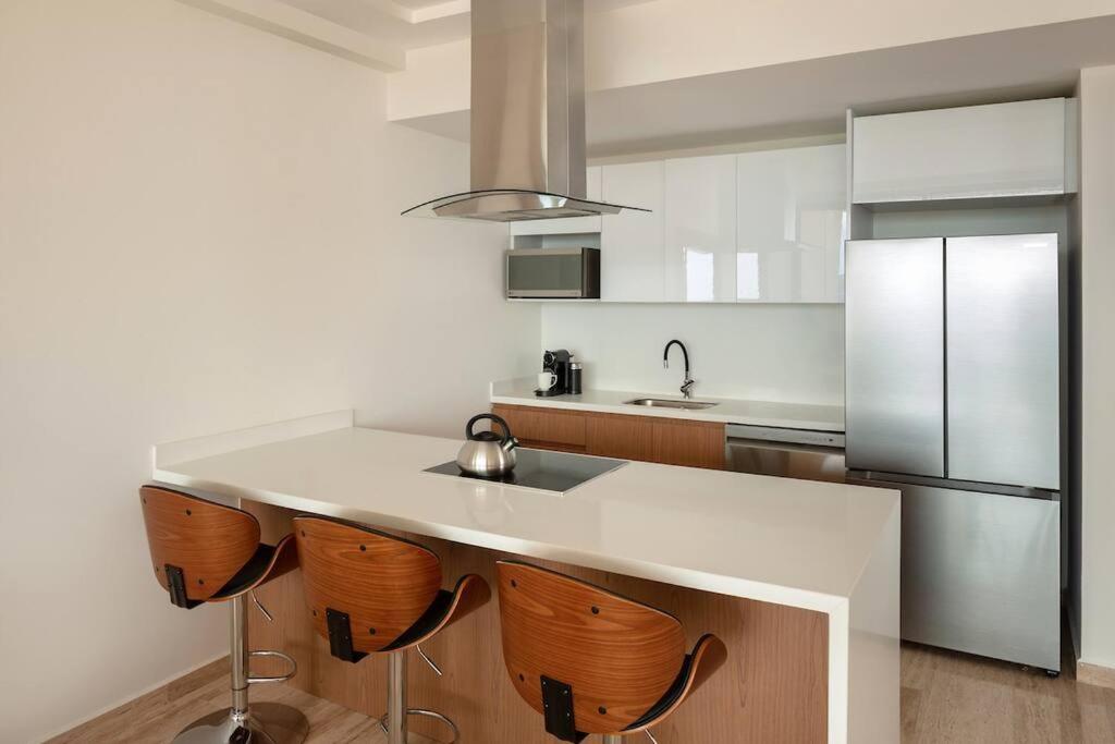 Luxurious Ocean View Apartment