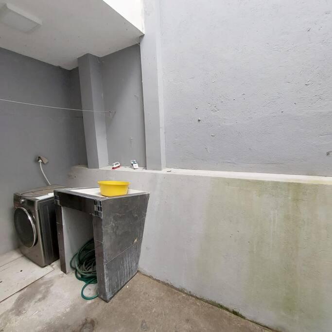 departamento con piscina y áreas sociales