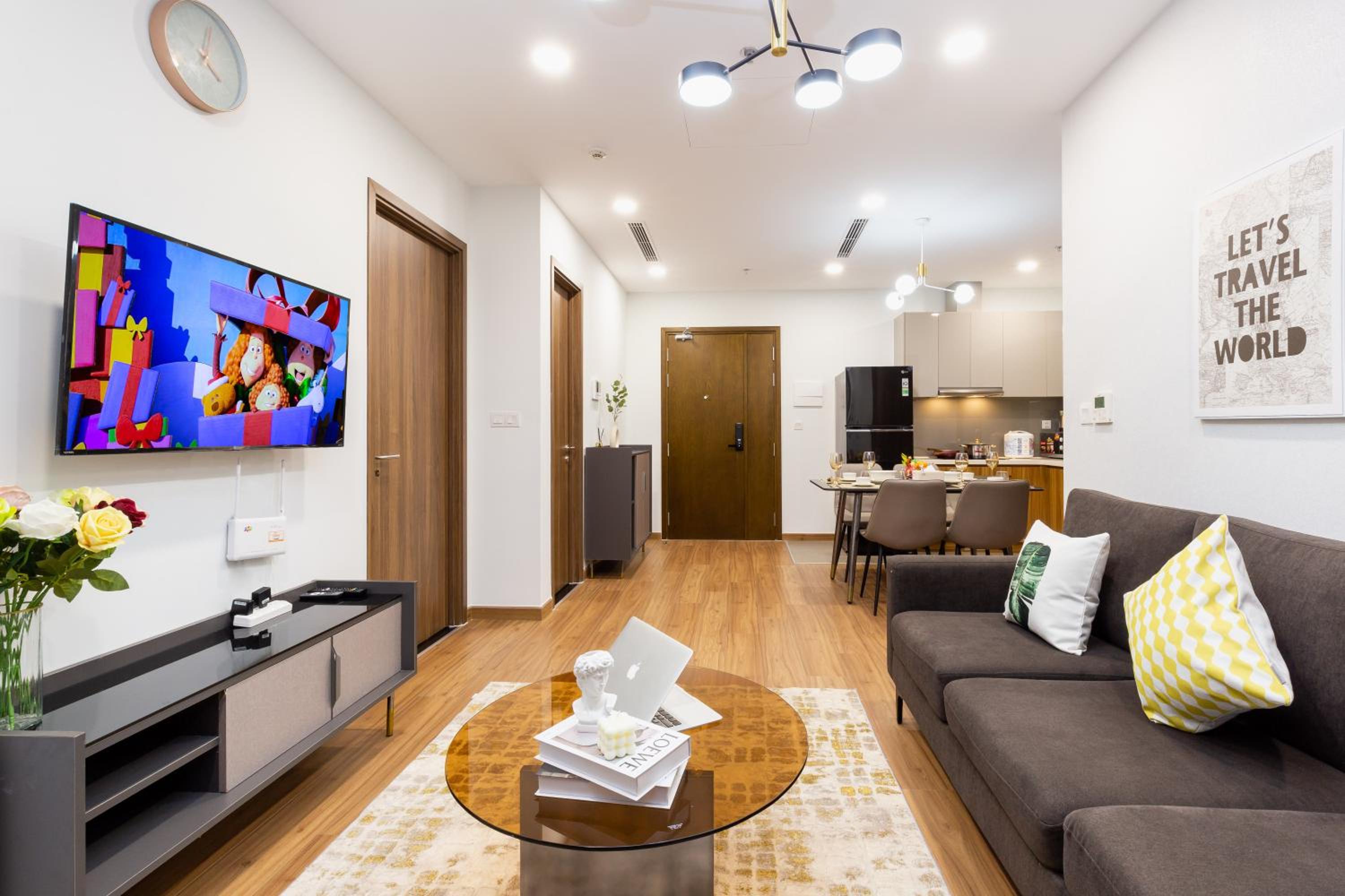 Eco Green SaiGon Apt - Amazing view - Free Pool & Gym