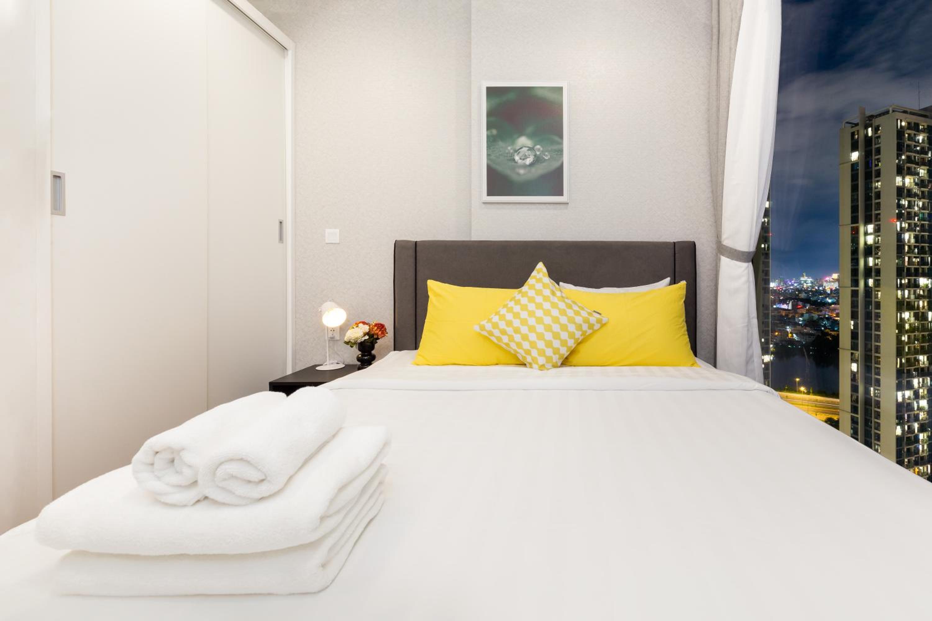 Eco Green SaiGon Apt - Amazing view - Free Pool & Gym