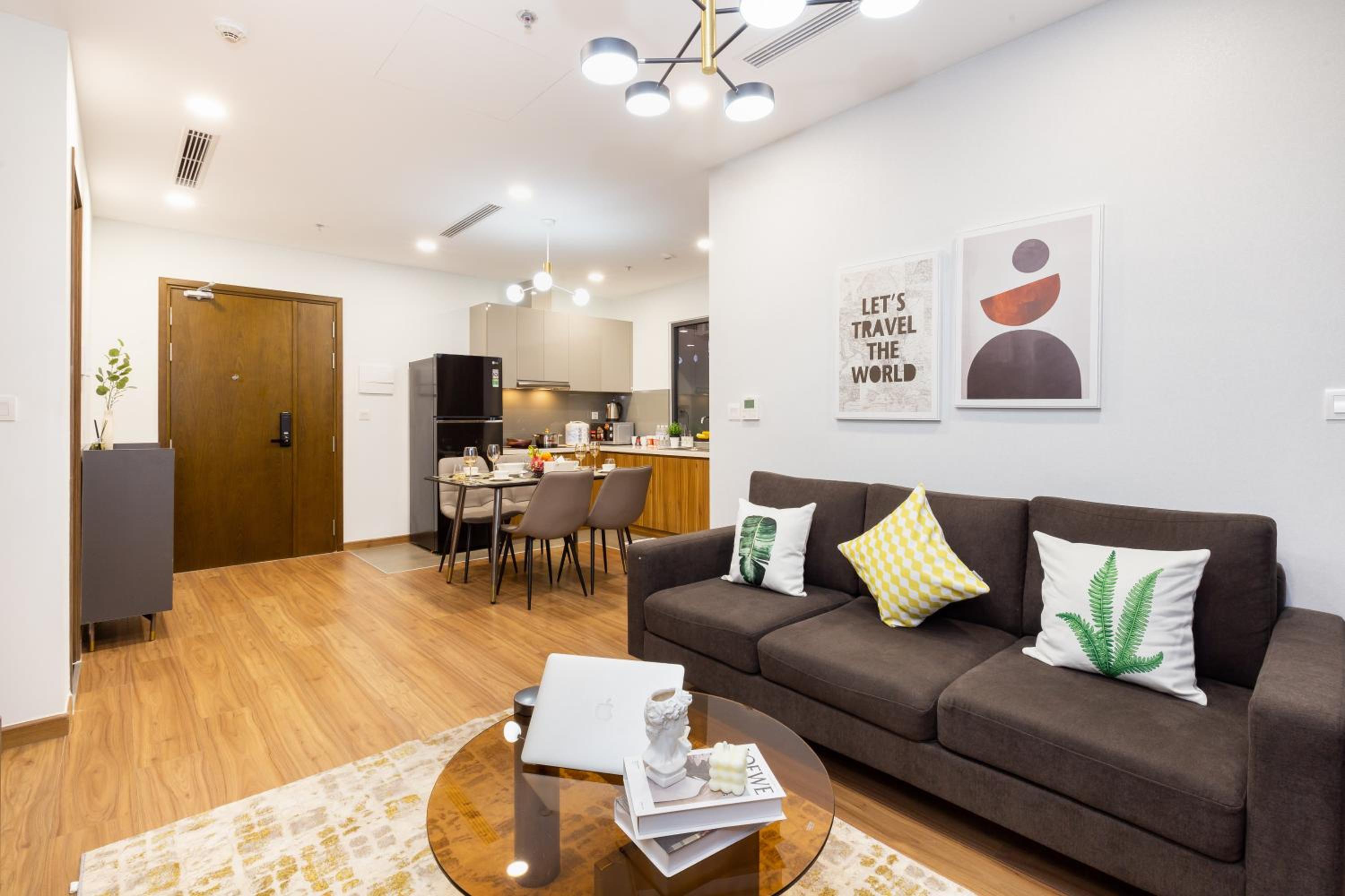 Eco Green SaiGon Apt - Amazing view - Free Pool & Gym
