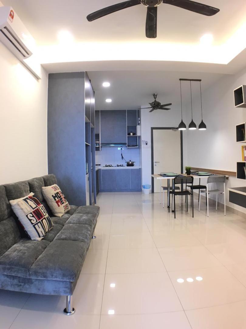 DaMen Homestay @SubangHomeStay