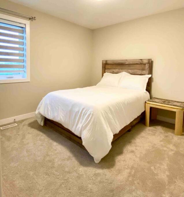 Entire house to yourselves - NO basement sharing