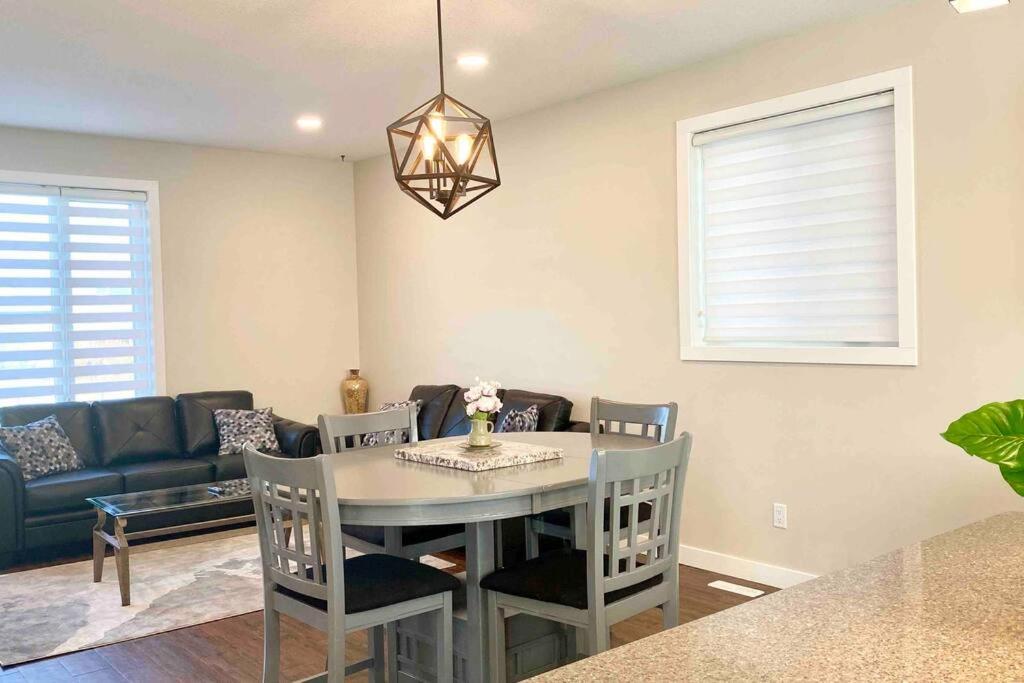Entire house to yourselves - NO basement sharing