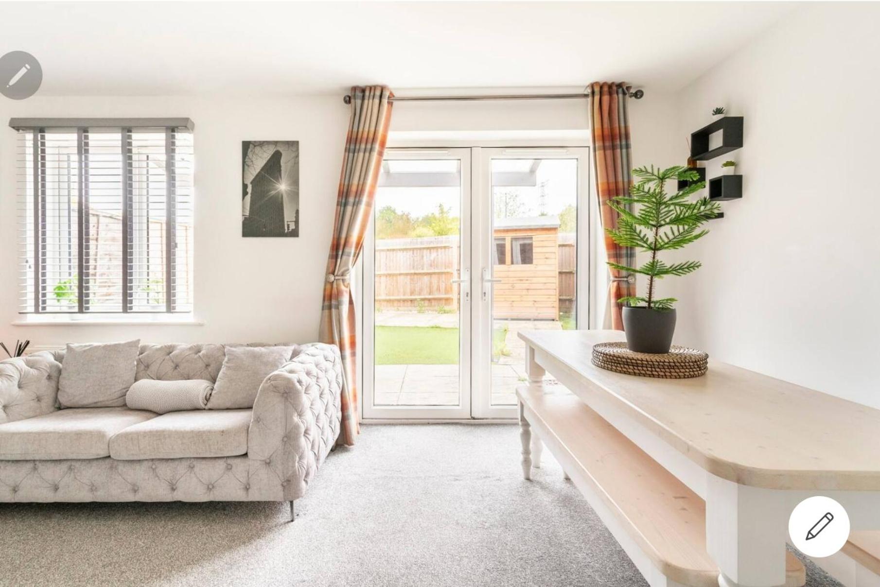 Dartford Terrace Lakefront