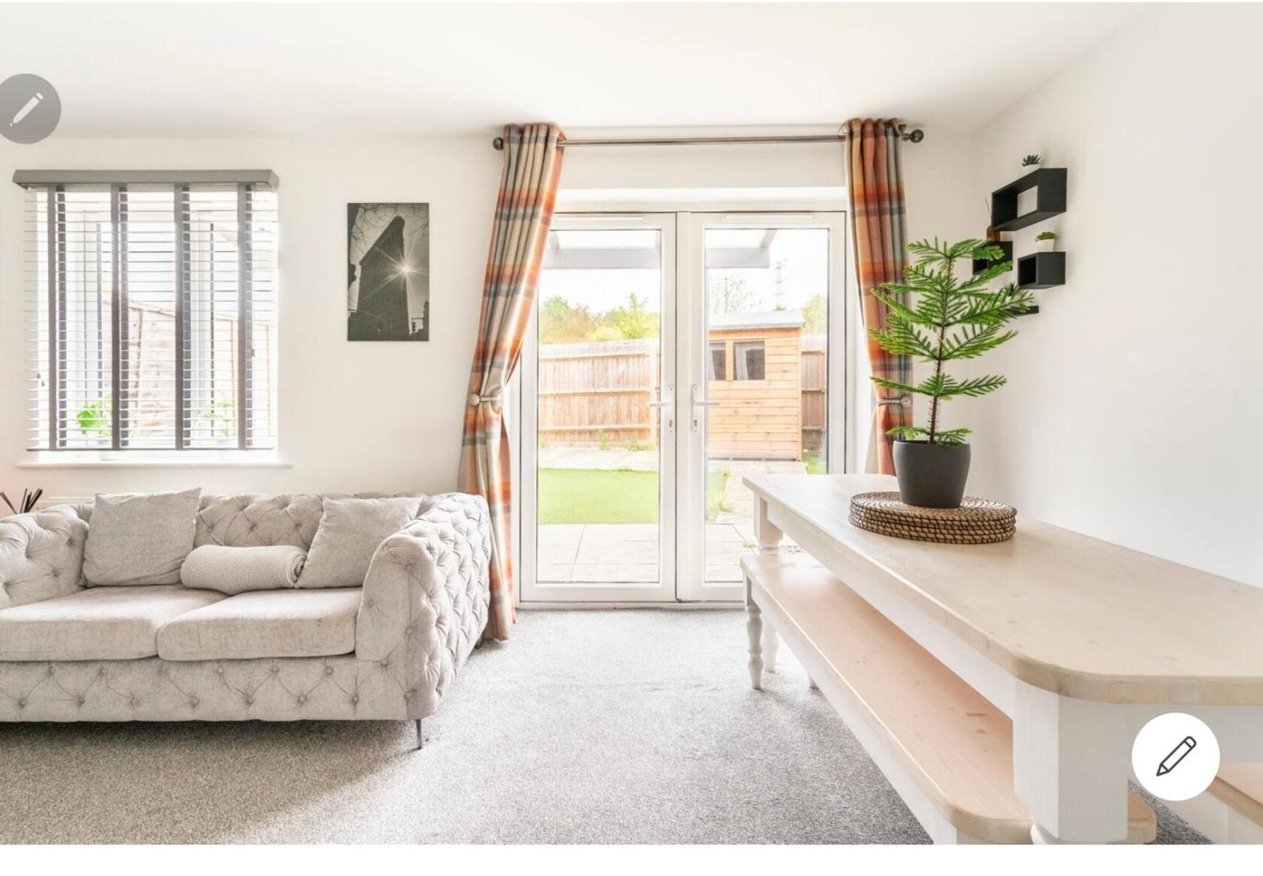 Dartford Terrace Lakefront