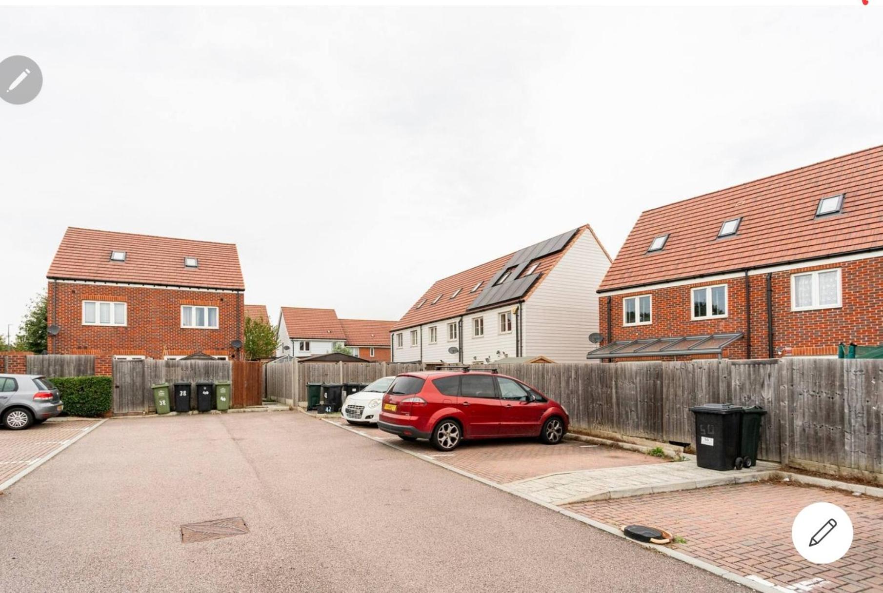 Dartford Terrace Lakefront