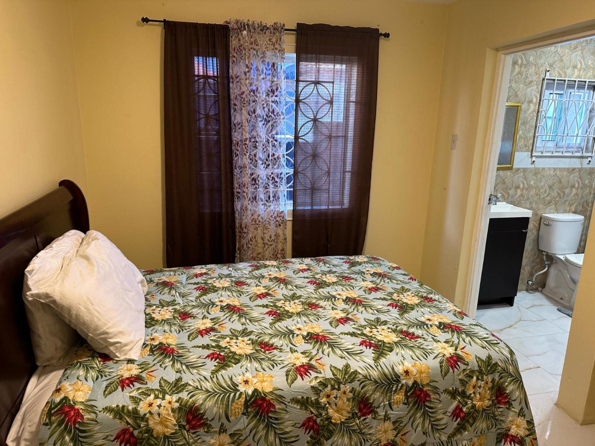 Apartment in Montego Bay, St James - Fully Equipped For Long Term Stays
