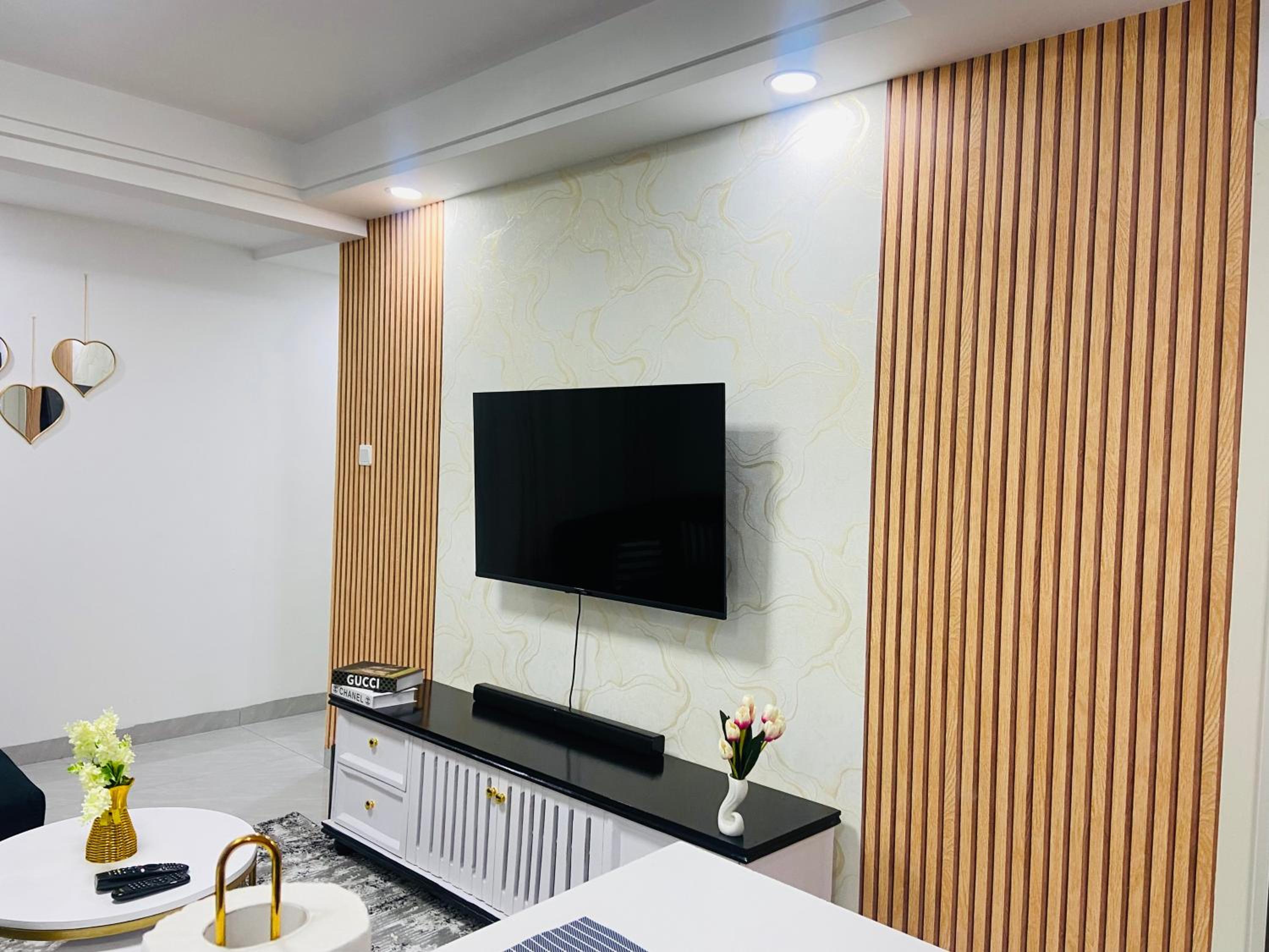Kilimani Cosy furnished home view 5