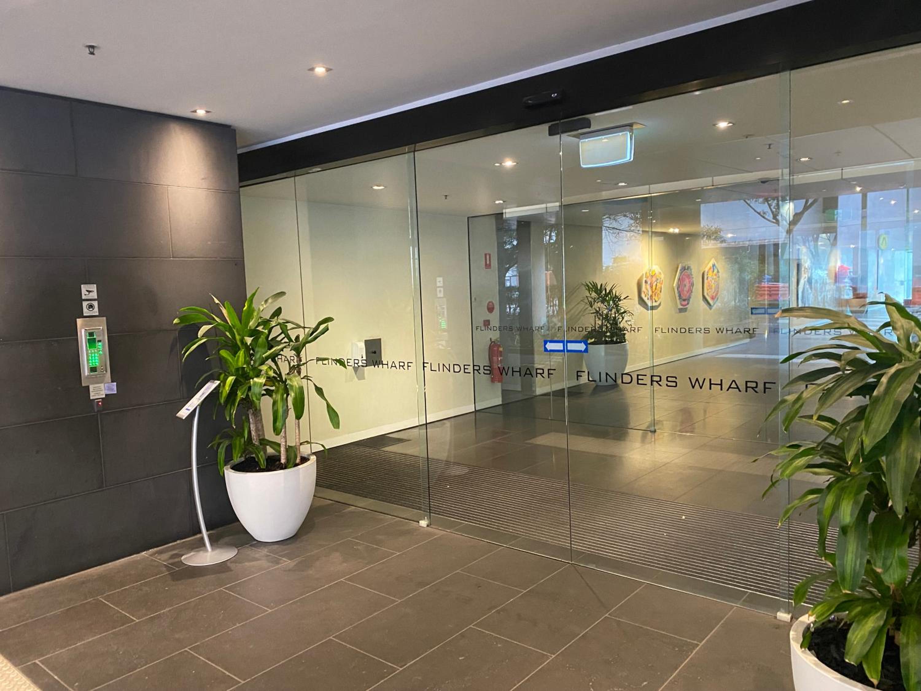 Luxurious Apartment in the heart of Docklands