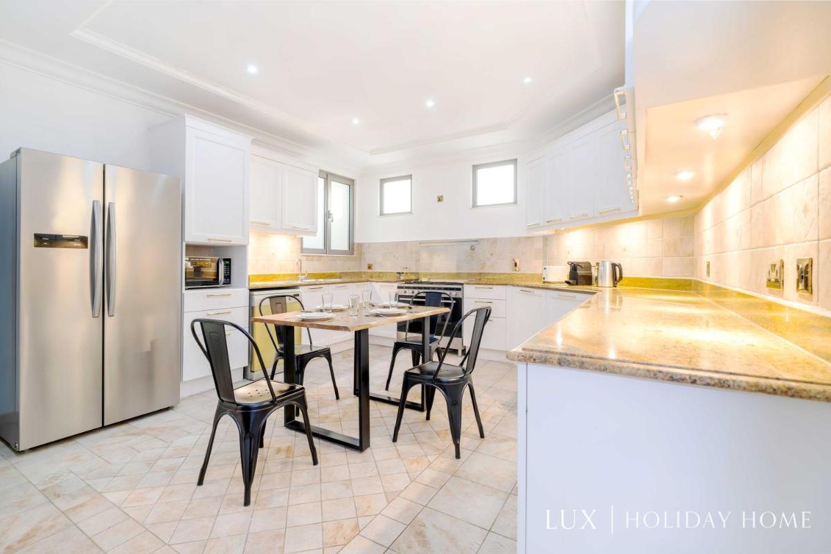 LUX - The Ocean Pearl Villa