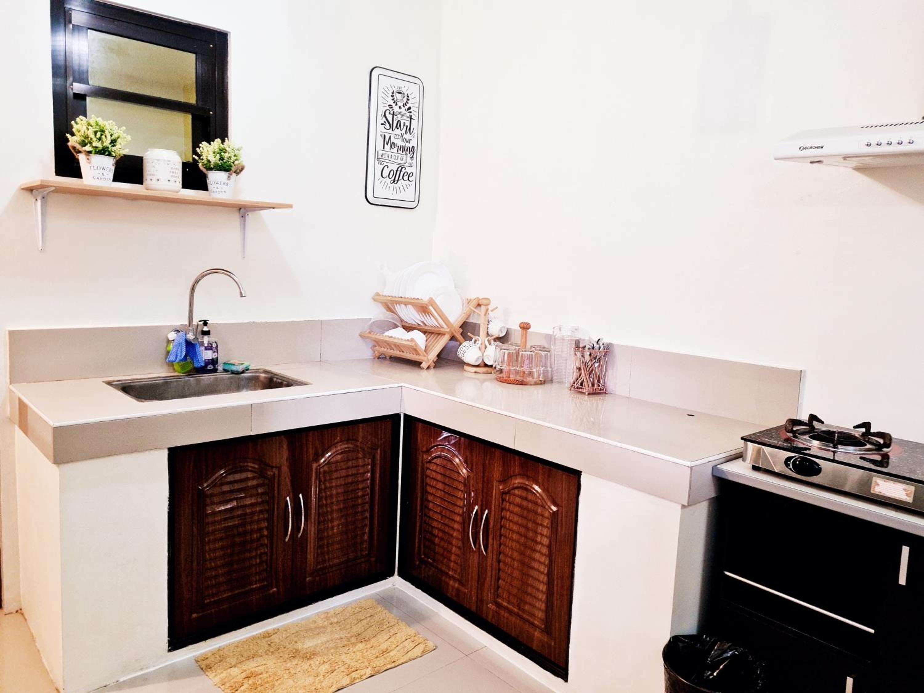 SCJ 1 Fully Furnished Home near SM Batangas view 3