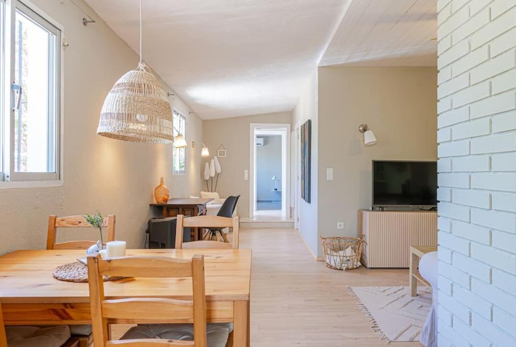 Lovely holiday residence - delicious pool and Padel - 6 bedrooms