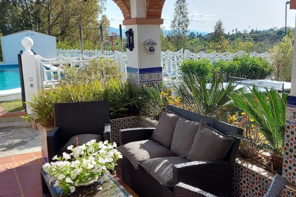 Lovely holiday residence - delicious pool and Padel - 6 bedrooms