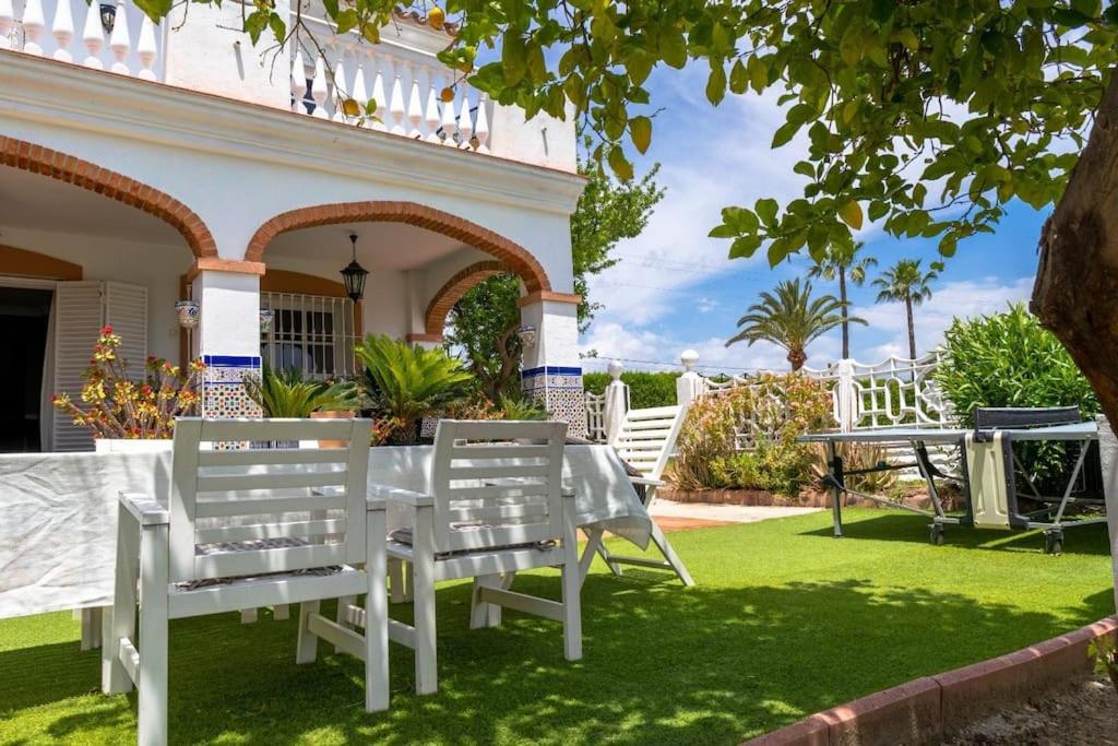 Lovely holiday residence - delicious pool and Padel - 6 bedrooms