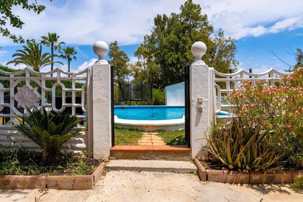 Lovely holiday residence - delicious pool and Padel - 6 bedrooms