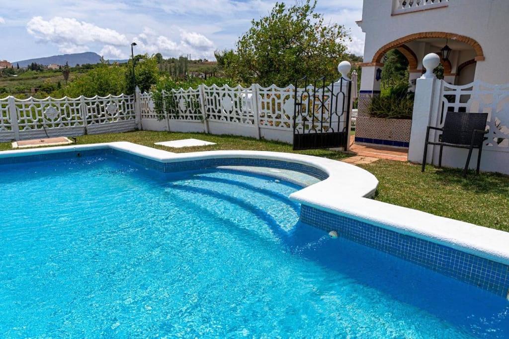 Lovely holiday residence - delicious pool and Padel - 6 bedrooms
